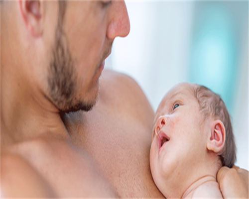 专业供卵网：怀孕初期大便为什么会变黑色且有异味？为什么胃痛会导致大便变黑色？